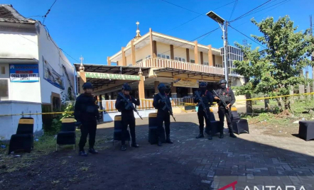 Tim Jibom dan Labfor Olah TKP Ledakan di Masjid Jember, Fokus di Tempat Wudu - GenPI.co