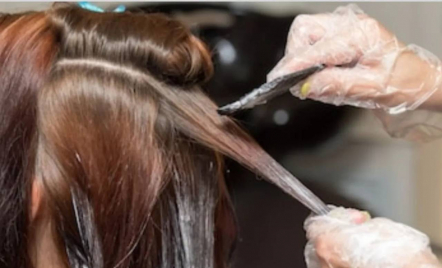 Kesehatan Kulit Kepala Jadi Kunci Rambut Terbebas dari Ketombe - GenPI.co