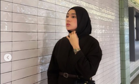Clara Shinta Gugat Cerai Suami, Sudah Tidak Percaya Karena Sakit Hati - GenPI.co