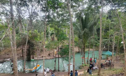 Rekomendasi Wisata Bangka Belitung, Berpetualang di Aik Biru Bukit Senja - GenPI.co