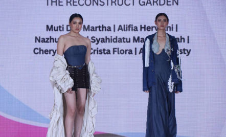 Live Draping Jadi Sorotan di Indonesia Fashionpreneur Competition 2026 - GenPI.co