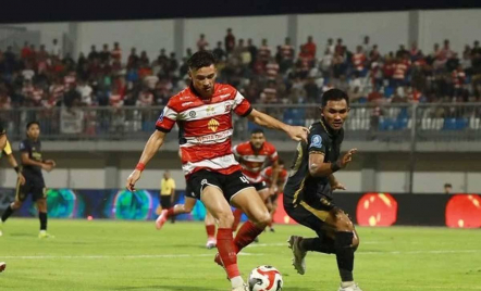 Madura United Fokus Perbaiki Ketajaman Lini Depan, Seusai Dikalahkan Borneo FC - GenPI.co