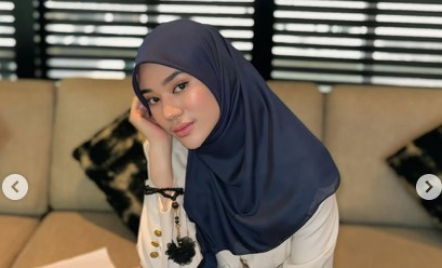 Unggah Suami Video Call dengan Selingkuhan, Clara Shinta Fokus Anak - GenPI.co