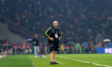 Bernardo Tavares Soroti Mental Persebaya, Kalah Lawan Persija Dijadikan Pelajaran - GenPI.co