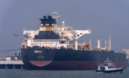 Konflik Timur Tengah: Iran Buka Selat Hormuz, Trump Sebut Blokade AS Tetap Berlanjut - GenPI.co