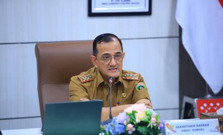 Sekda Sumsel Edward Candra Sebut Halalbihalal Sumbagsel Penuh Budaya, Tamu Disambut Kulintang OKU Timur - GenPI.co