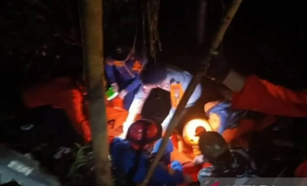 Helikopter Jatuh di Kalbar, 8 Orang Meninggal, Korban Diserahkan Keluarga - GenPI.co