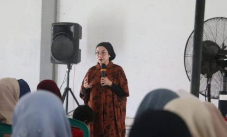 DPR Minta Jajaran Kantor Pos Kerja Jujur, Seusai Bansos Dikorupsi di Cirebon - GenPI.co