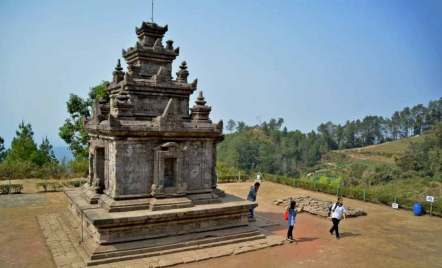 Rekomendasi Wisata Semarang, Melihat Warisan Budaya di Candi Gedong Songo - GenPI.co
