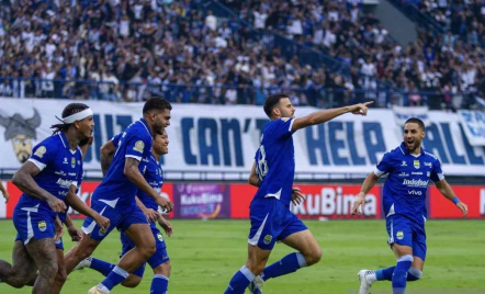 3 Fakta Persib vs PSIM, Patricio Matricardi Beri 2 Kali Mimpi Buruk Laskar Mataram - GenPI.co