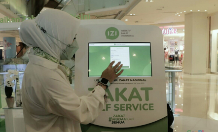Terobosan Baru, Sekarang Ada Mesin ATM untuk Bayar Zakat! - GenPI.co