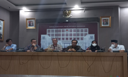 Ketua KPU dan Presiden Jokowi Sepakat Kampanye Pemilu 90 Hari - GenPI.co