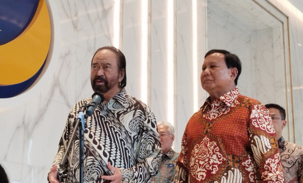 Surya Paloh Bantah Mengajukan Nama Capres ke Presiden Jokowi - GenPI.co