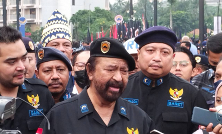 Surya Paloh Pastikan Jokowi Tak Akan Reshuffle Kabinet Lagi - GenPI.co