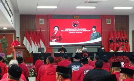 Pengamat Klaim Penerus Megawati Adalah Puan Maharani - GenPI.co