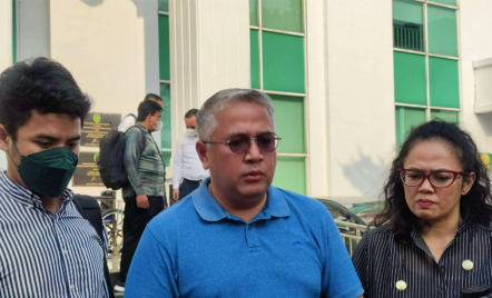 Keluarga Nirina Zubir Ingin Mafia Tanah Dihukum Seberat-beratnya - GenPI.co