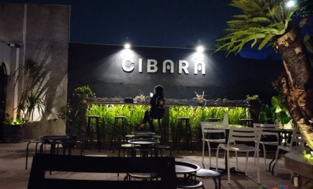 Rumah Cibara, Kedai Kopi Minimalis Bernuansa Floral di Jakarta Timur - GenPI.co