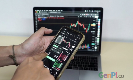 Harga 3 Kripto Raksasa Hari Ini Turun, Solana Anjlok Paling Parah - GenPI.co