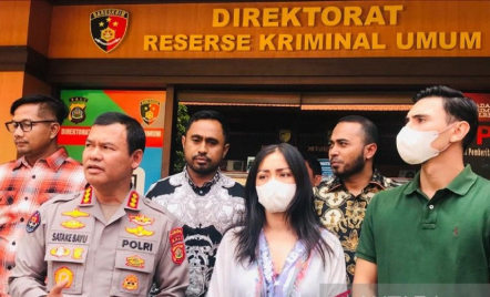 Penyitaan Mobil, Artis Jessica Iskandar Dipanggil Polda Bali - GenPI.co Bali