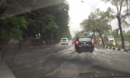 BMKG Beri Peringatan Cuaca Ekstrem ke Hampir Seluruh Wilayah Banten - GenPI.co Banten