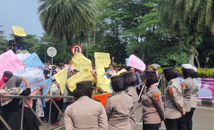 Tolak Revitalisasi Pasar Kutabumi, Pedagang Diminta Beli Kios Rp 270 Juta - GenPI.co Banten