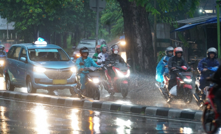 Kabar BMKG Cuaca Jabar: Hati-Hati Hujan dan Angin Kencang Permukaan - GenPI.co Jabar