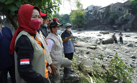 Solusi Banjir Bumiayu, Bupati Brebes Ubah Hulu Jadi Hutan Lindung - GenPI.co Jateng