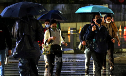 BMKG: Waspada Hujan Sedang hingga Lebat di Jateng, Ini Sebarannya - GenPI.co Jateng