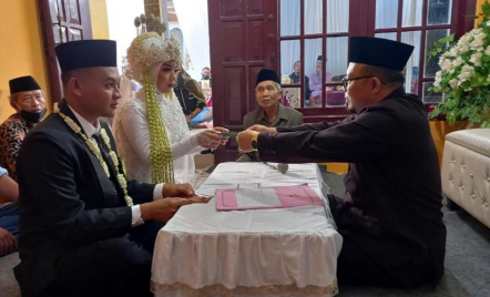 Selama Syawal, 131 Pasangan di Batang Menikah - GenPI.co Jateng