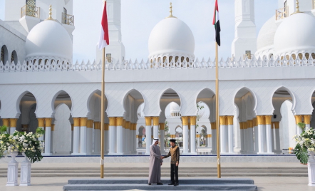 Utang Makan Mandor Proyek Masjid Sheikh Zayed Solo, Gibran: Sudah Tak Rampungi! - GenPI.co Jateng