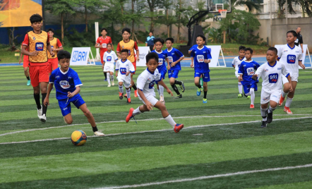 BRI Beri Bantuan Pendidikan Bagi 50 Anak Sepak Bola Berbakat di BRImo Future Garuda - GenPI.co Jateng