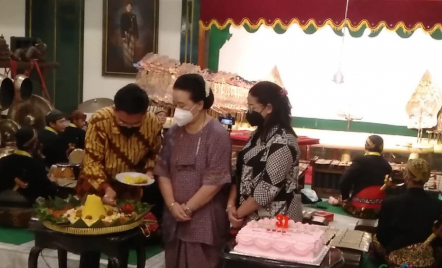 Raja Mangkunegaran Ulang Tahun, Gelar Wayang Lakon Gatot Kaca - GenPI.co Jateng