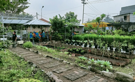 Ratusan Mahasiswa UK Petra Surabaya Turun di Community Outreach - GenPI.co Jatim