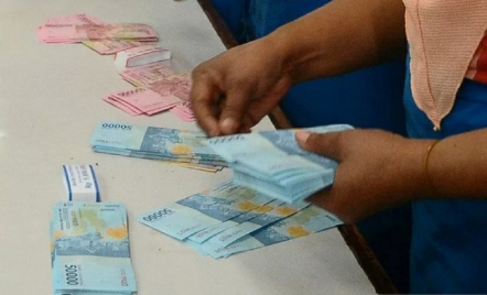Trik Mengatur Keuangan agar Tidak Bocor di Tengah Naiknya Harga BBM - GenPI.co Jatim