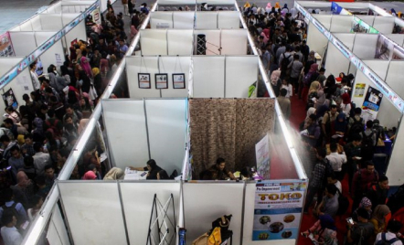 Info Lowongan Kerja Surabaya, Ada Job Fair di UINSA Loh - GenPI.co Jatim