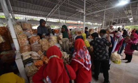 Rek Ayo Rek, Bantu UMKM Kenjeran Surabaya Raup Omzet Jutaan Rupiah - GenPI.co Jatim