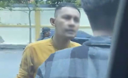 Polrestabes Surabaya Amankan Identitas Pelaku Pemukulan Tongkat Baseball - GenPI.co Jatim