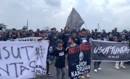 Aremania Gelar Aksi Solidaritas, Siap-Siap Pengalihan Arus Lalu Lintas - GenPI.co Jatim