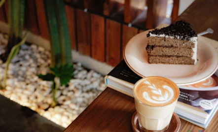 4 Tips Sukses Mendirikan Coffee Shop, Cocok untuk yang Baru Memulai - GenPI.co Jatim