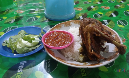 Bikin Laper, Bebek Palupi Jadi Rekomendasi Tempat Makan di Surabaya - GenPI.co Jatim