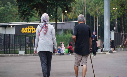 Cegah Osteoporosis Sekarang, Olahraga Rutin Jadi Kunci Utama - GenPI.co Jatim