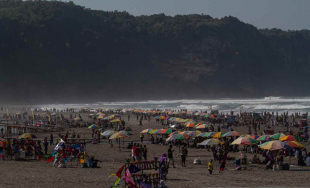 Tarif Retribusi Pantai di Bantul Belum Dinaikkan untuk Meningkatkan Kunjungan - GenPI.co Jogja