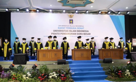 Sehatkan Fiskal, Guru Besar UII Sarankan Masukkan Instrumen Zakat - GenPI.co Jogja