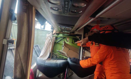 Kecelakaan di Bantul, Kernet Bus Tewas Setelah Terjepit Bak Truk - GenPI.co Jogja