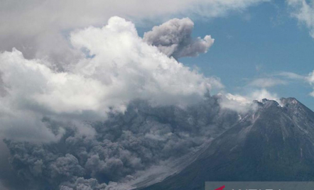 Awan Panas Merapi Meluncur 4 Km, Sebaran Abu hingga Wonosobo - GenPI.co Jogja