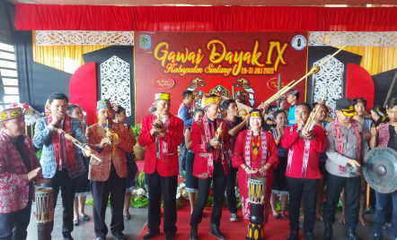 Meriah, Pekan Gawai Dayak IX Kabupaten Sintang Resmi Dibuka - GenPI.co Kalbar