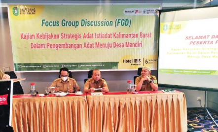 Tim Peneliti Balitbang Kalbar Temukan Desa Penjaga Kelestarian Alam - GenPI.co Kalbar