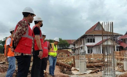 Sis Pastikan Pembangunan Gedung Pelayanan Satu Atap Tidak Molor - GenPI.co Kalbar