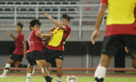 Indonesia Bakal Lolos Putaran Final Piala AFC U-20, Kata Shin Tae Yong - GenPI.co Kalbar