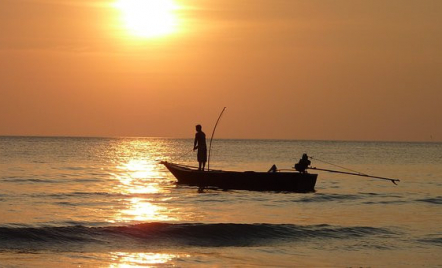 LPKI Buka Gerai Dokumen Pendukung Perizinan Nelayan Kecil di Kubu Raya - GenPI.co Kalbar
